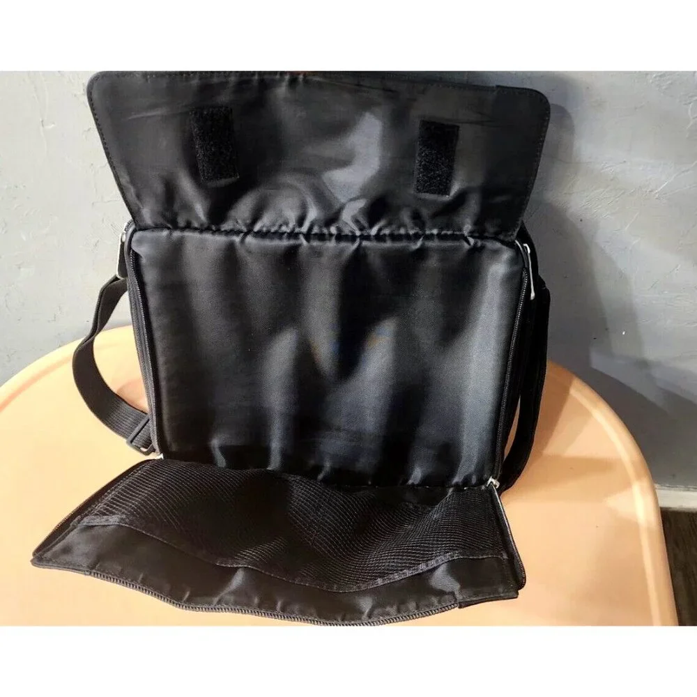 Init Portable DVD Player Black Bag with CD Pockets& Storage 11'' in‎